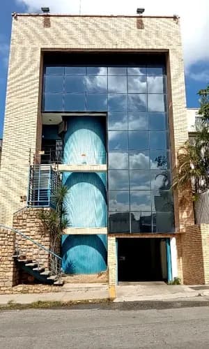 Mh Venta Hermoso Edificio 720 M2, 6 Ptos, 9 Baños, 25.000 Lts Agua Bello Monte