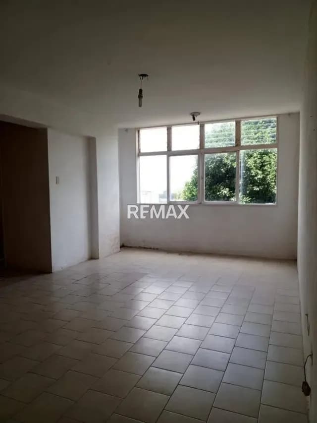 Apartamento en Alquiler en el centro de Charallave