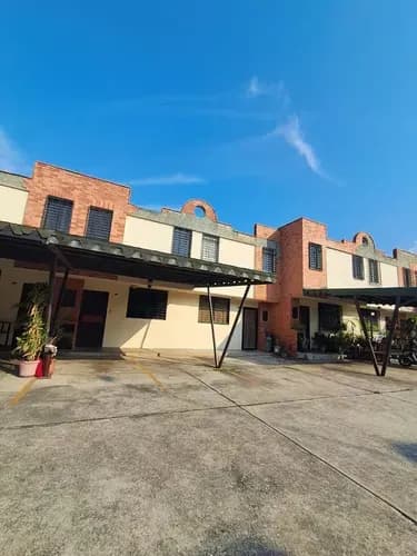 Town House Naguanagua Ofv-jc