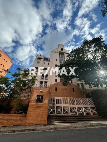 En Venta Apartamento en Colinas de Valle Arriba