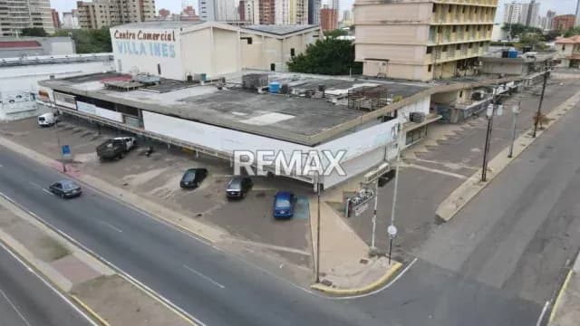 CENTRO COMERCIAL VILLA INÉS EN VENTA