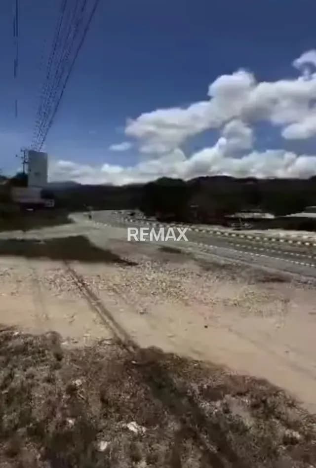 ¡OPORTUNIDAD ÚNICA DE INVERSIÓN EN EL EJE VIAL DE VALERA!