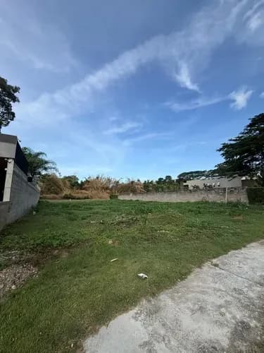 Venta De Terreno Residencial San Diego Conj. Villas De San Diego Country Club Con Financiamiento De 6 A 12 Meses Con Vista Al Campo De Golf , Para Fabricar La Casa De Su Sueños. Clientes Directamente!