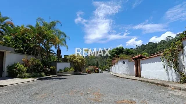 Venta de Terreno en Urb La Lagunita Country Club