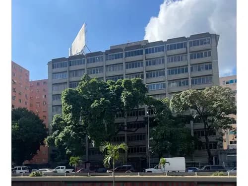 Oficina Avenida Libertador 175 M2 En Alquiler