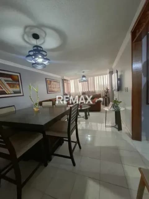 Se Vende Apartamento en Parque Residencial La Viña
