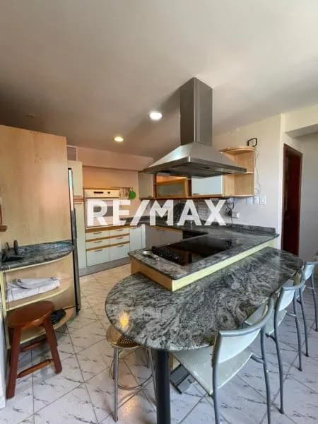 En Venta PH de Lujo con Vista Panorámica | El Pedregal, Barquisimeto