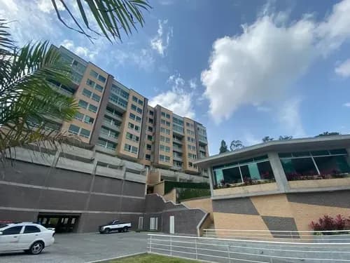 La Tahona, Sector La Escondida ! Venta A Estrenar Bello Y Amplio Apto. En Obra Blanca, 149 M2, 2 Hab, 3 Baños. 2 Pe, Falta Instalar Cocina. Edificio Nuevo, Clima Fresco E Increíble Vista A La Montaña!