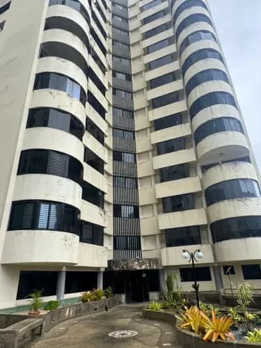 (hl28) Vendo O Alquilo Apartamento En El Bosque Res Madre Selva Cerca De La Clinica Ieq