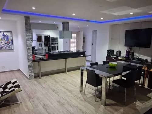 Venta De Apartamento En Mañongo Res. Pedregosa