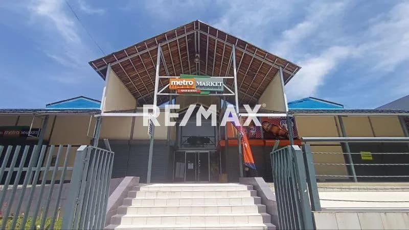 Venta Local Comercial C.C Metro Market