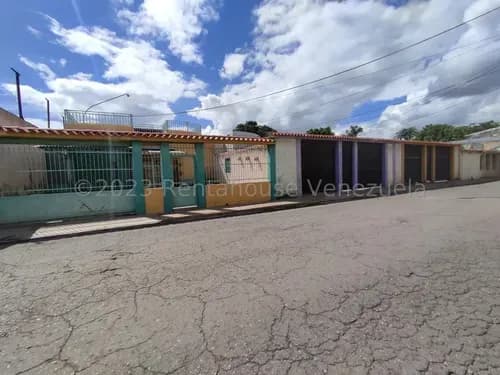 Terreno En Venta En Centro De Cagua Aragua 25-14143