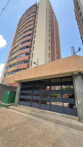Alquiler Apartamento Semi-amoblado En Mañongo Residencias Valle Claro Mu-ind