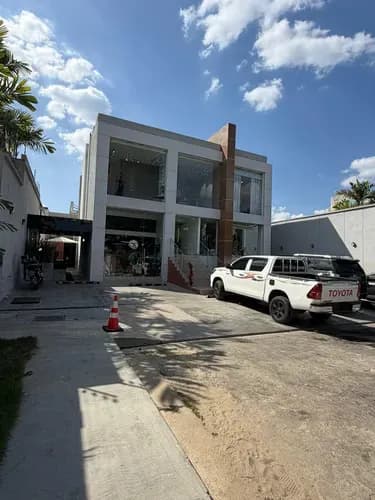 Yia Local En La Viña , Excelente Punto Comercial