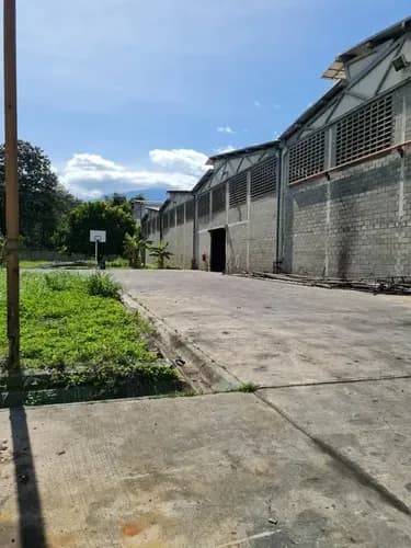 Galpon Industrial - Valle Arriba 12.000m2