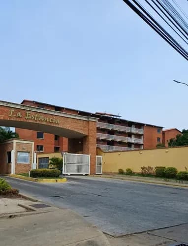 En Alquiler Apto De 3 Habitaciones, Urb La Estancia Barcelona Anzoátegui