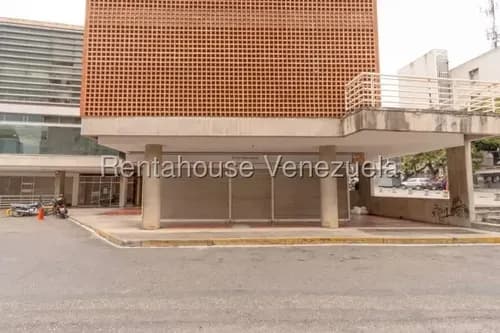 Amplio Local Comercial En Alquiler. Urb. Boleita Norte.