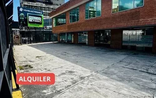 Local Comercial En Los Ruices Av F De Miranda 2.000m2