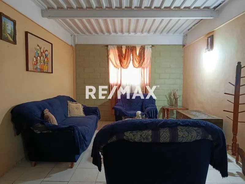 Se Alquila Habitación en Excelente Ubicación