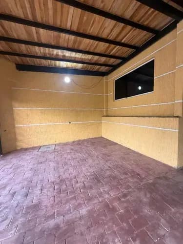 Casa En Venta La Esmeralda 4 Hab 170m2 Excelente Ubicación. Plc-1234