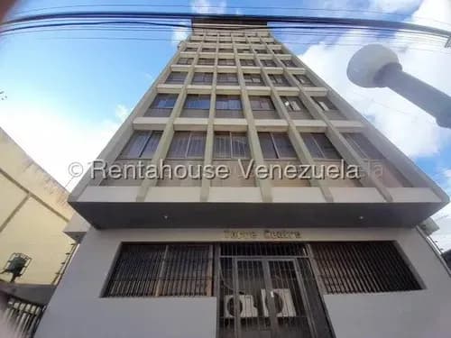 Maria Luisa Mendoza Alquila Espectacular Oficina En El Centro De Barquisimeto Posee 55m2 Y Todos Los Servicios Basicos Contactame 2 6 1 3 6 9 6.