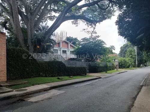 Venta De Casa En El Country Club Cl Mls 24-21160