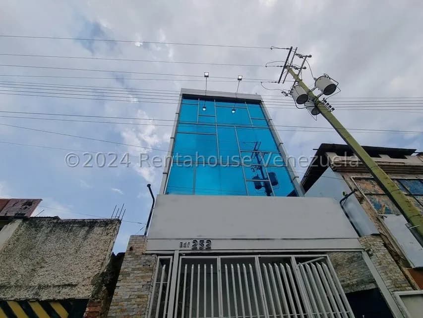 Comercial (Oficina) en Venta en Maiquetia, Vargas