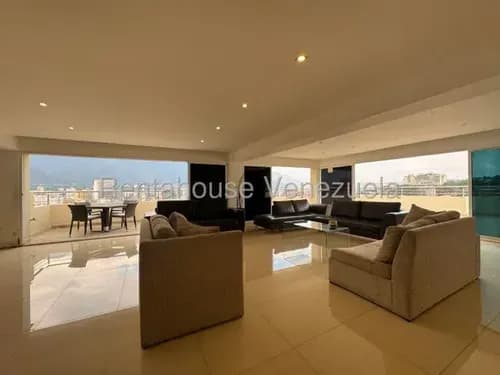 Espectacular Apartamento Ph En Alquiler En Colinas De Bello Monte Con Una Vista Inigualable Al Avila En Una De Las Mejores Zonas De Caracas Mls #26-20181
