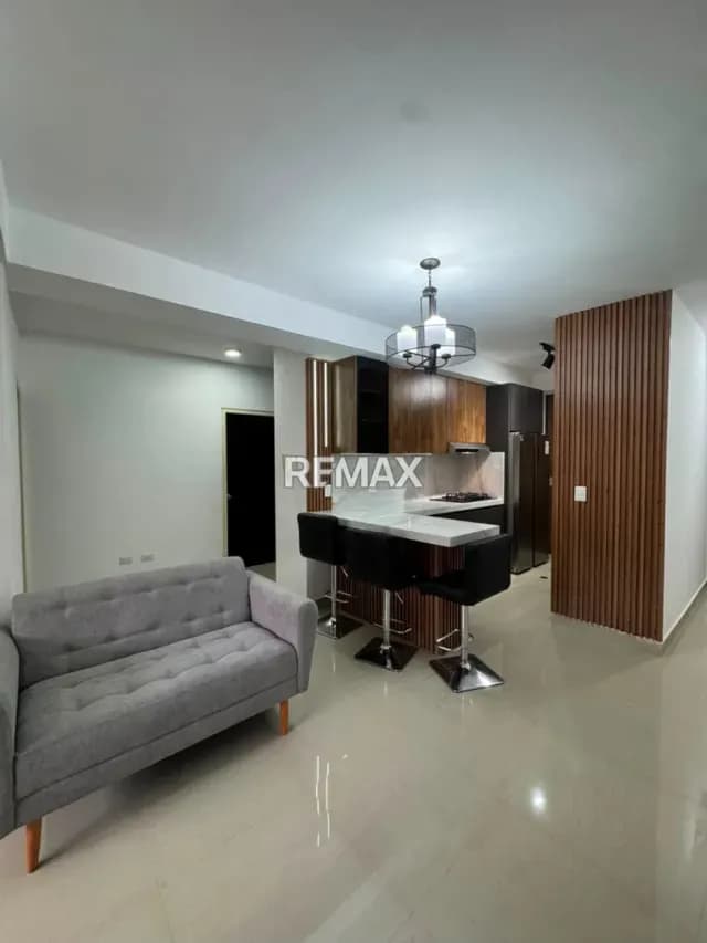 Apartamento en Alquiler TOTALMENTE AMOBLADO Y EQUIPADO