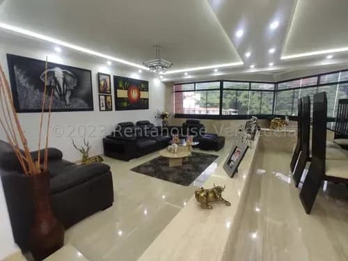 Apartamento En Venta. Urb. Miranda # 24-7746