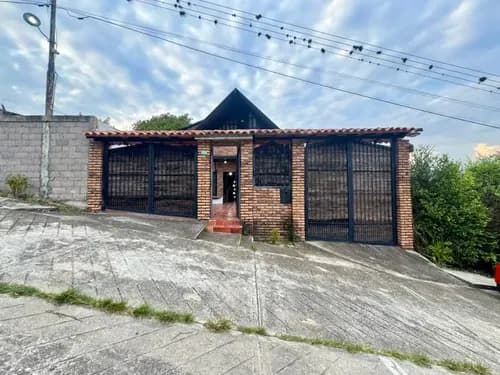 Chalet En Venta En El Valle Lh