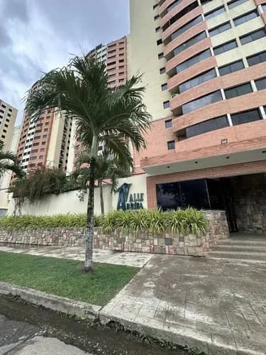 Apartamento En Venta En Mañongo Planta 50% Y Pozo