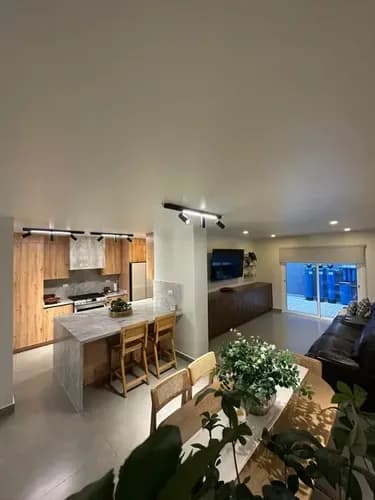 Venta De Espectacular Town House En Cumbres De La Esmeralda