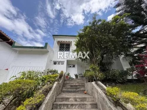 Casa en alquiler - $2k