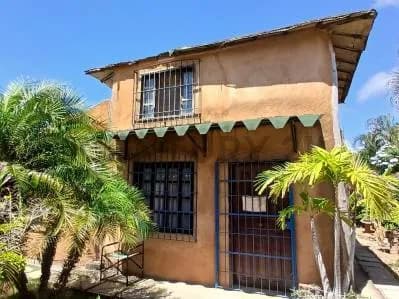 CASA A 5 MINUTOS DE PLAYA GUACUCO