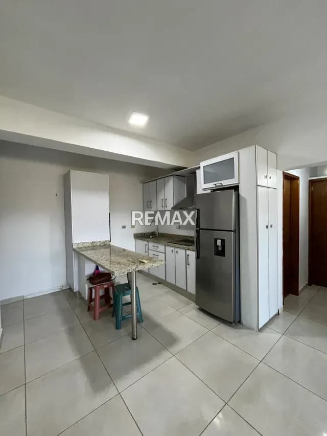 APARTAMENTO UBICADO EN LA CALLE URDANETA.