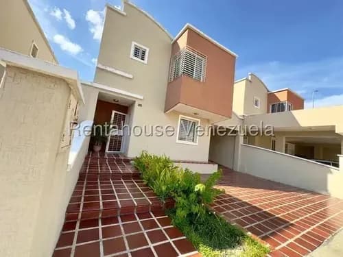 Milagros Inmuebles Casa Venta Barquisimeto Lara Zona Este Ciudad Roca Economica Residencial Economico Código Inmobiliaria Rent-a-house 26-6109