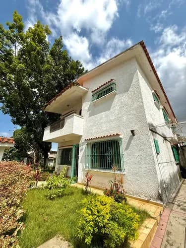 En Venta Casa De Oportunidad En La Viña Valencia