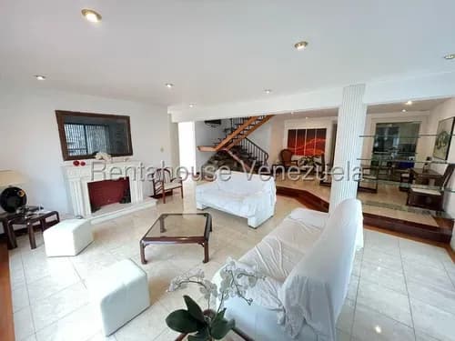 Bella Casa En Venta. El Marques # C.h