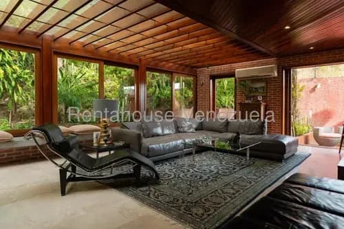La Hatillana Casa Venta Alto Hatillo Remodelada Terreno Jardín Terraza