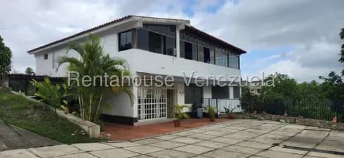 Casa En El Manzano Barquisimeto Estado Lara. Con Espacios Abiertos Y Una Vista Espectacular. Maritza Lucena Trae Para Ti Esta Oportunidad De Adquirir Esta Casa Con Un Rico Clima Y Extenso Terreno