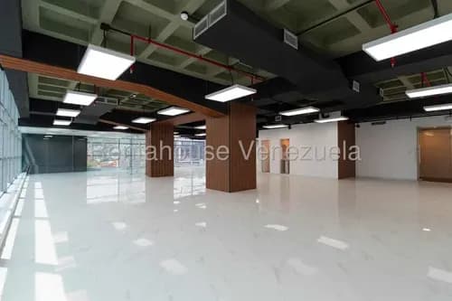 Oficina De Lujo En Alquiler En Las Mercedes Jb