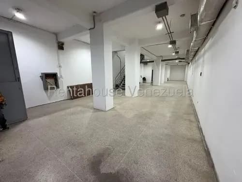 Local Comercial La Candelaria 961m2 - Cerca Sambil - Doble Fachada - 26-2177