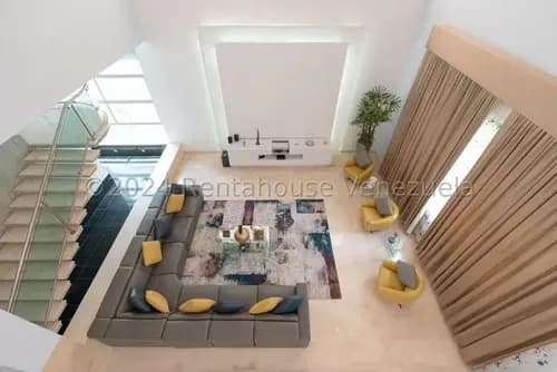 Tg Casa En Venta En La Lagunita Country Club, Remodelada, A Estrenar, Pozo Y Planta Eléctrica 25-4584