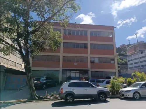 Se Alquila Oficina/deposito 420m2 Palo Verde 3553