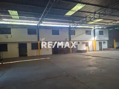 GALPON EN VENTA ZONA DE TOCUYITO