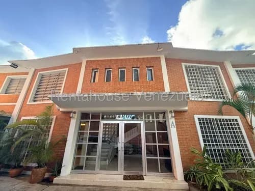 Apartamento Totalmente Remodelado En La Castellana, 26-12114 Cv