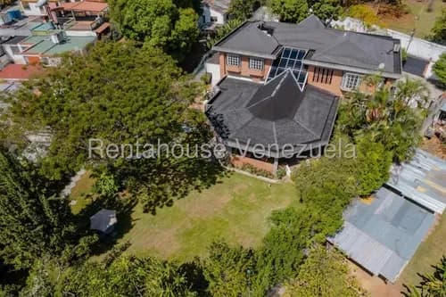 Ea Casa En Venta Urb. Los Chorros, Caracas Yf 26-17376