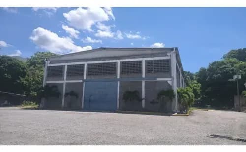 Vendo 1 Galpones 302m2 Guatire