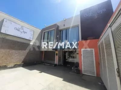 Café Restaurante en Venta equipado y amoblado listo para operar, ubicado en Caja de Agua